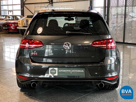 Volkswagen Golf 2.0 GTI Performance 230PS 2016 DSG, H-855-XP.