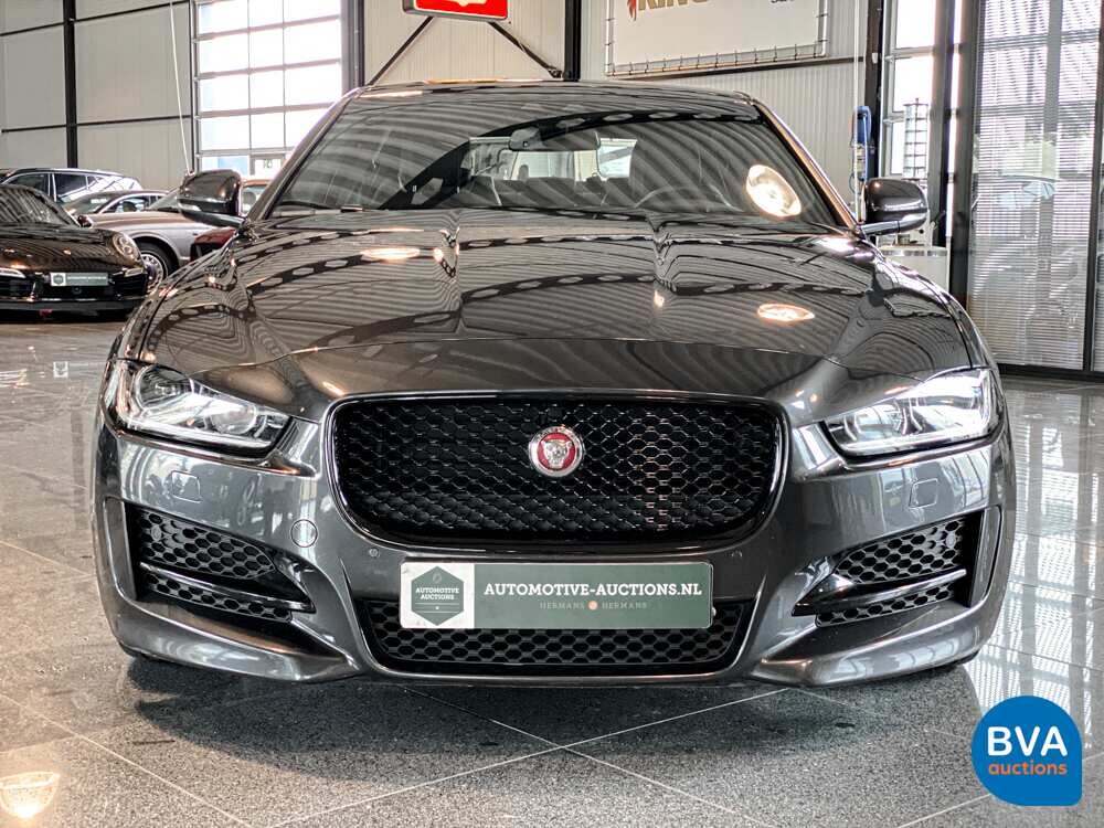 Jaguar XE2.0D R-Sport Portfolio 163pk 2018 -Org NL-, RP-369-X.