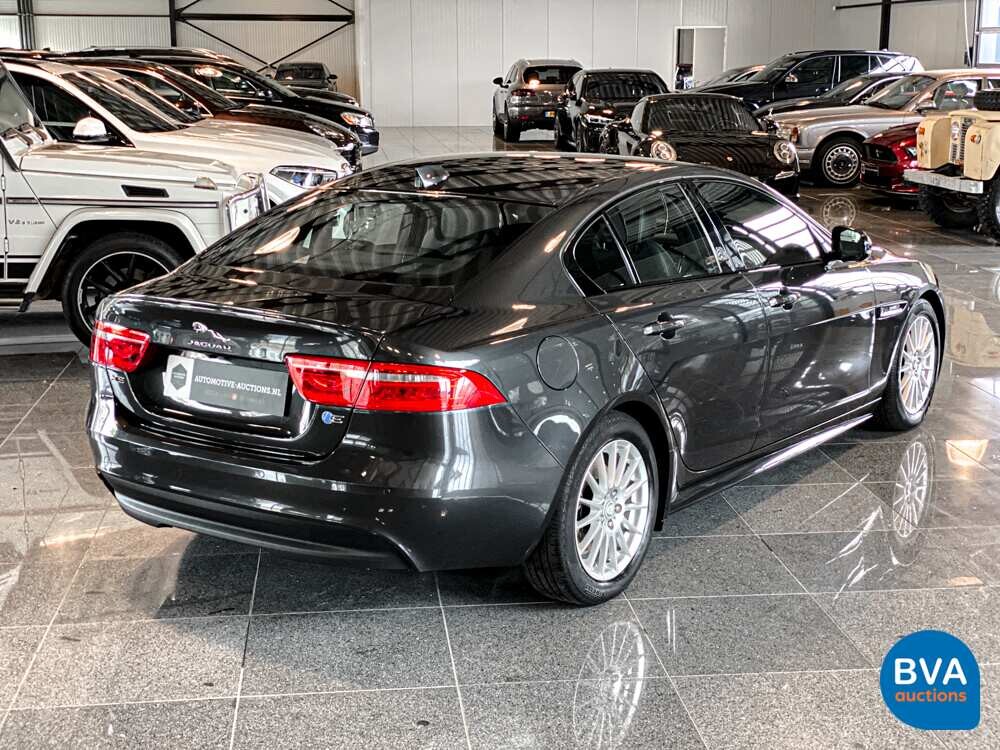 Jaguar XE2.0D R-Sport Portfolio 163pk 2018 -Org NL-, RP-369-X.