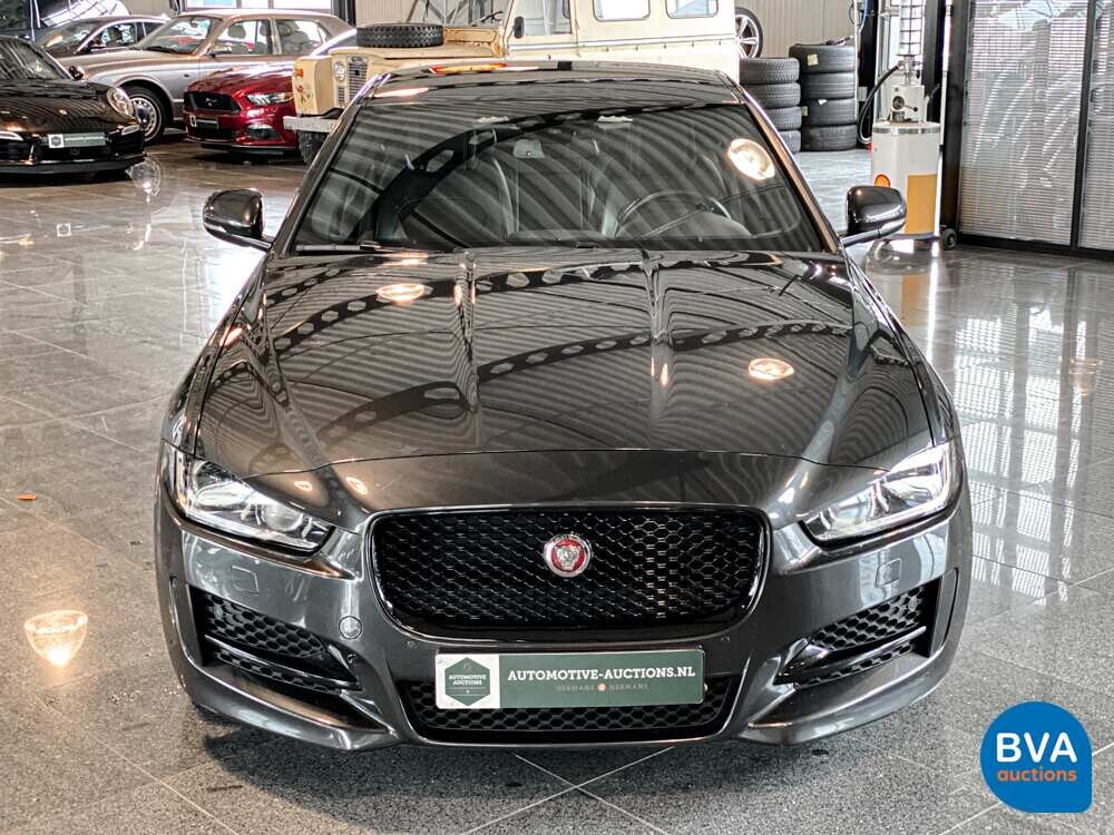 Jaguar XE2.0D R-Sport Portfolio 163pk 2018 -Org NL-, RP-369-X.