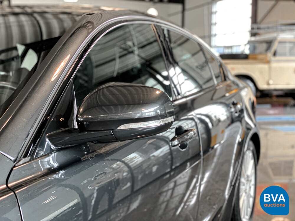 Jaguar XE2.0D R-Sport Portfolio 163pk 2018 -Org NL-, RP-369-X.