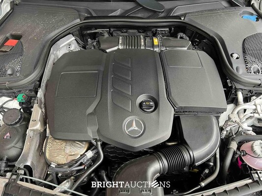 Mercedes-Benz E300 de AMG Line 194pk 2021 Plug-In Hybrid E-Klasse Estate, P-967-ZG