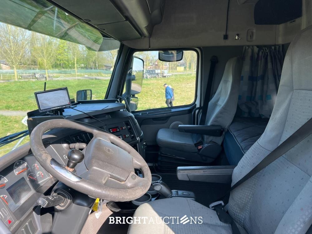 Volvo FH12 4X2R FAL7.1 RAD-A4/L90 528pk 2004, BP-RH-56