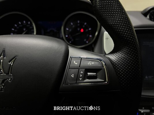 Maserati Ghibli 3.0 V6 GranLusso 349pk 2019 (Origineel-NL), XJ-658-T