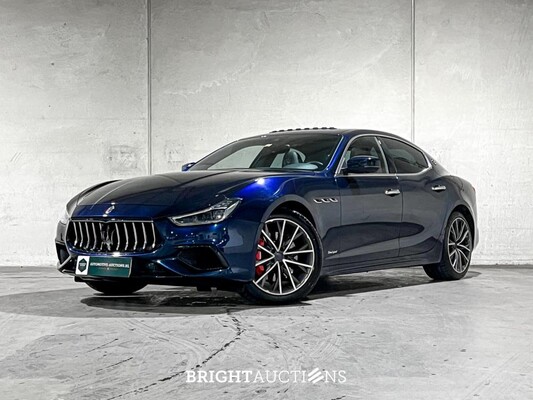 BRIGHT AUCTIONS: Luxury, sports, classics & premium daily drivers te Tiel