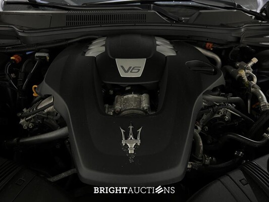 Maserati Ghibli 3.0 V6 GranLusso 349pk 2019 (Origineel-NL), XJ-658-T