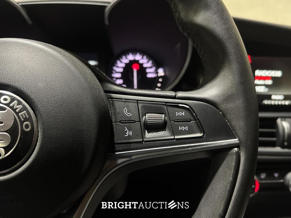 Alfa Romeo Giulia 2.2 Super 150pk 2018 (Origineel-NL), RN-969-G