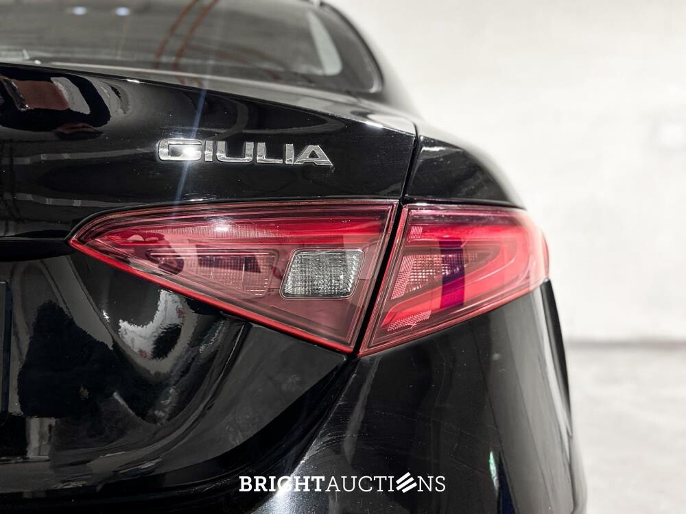 Alfa Romeo Giulia 2.2 Super 150pk 2018 (Origineel-NL), RN-969-G