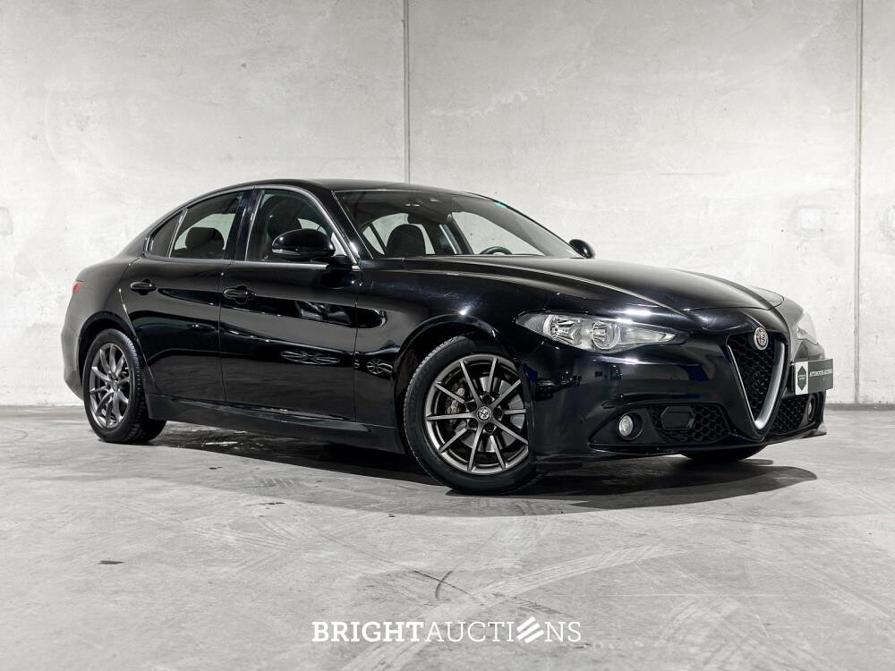 Alfa Romeo Giulia 2.2 Super 150pk 2018 (Origineel-NL), RN-969-G
