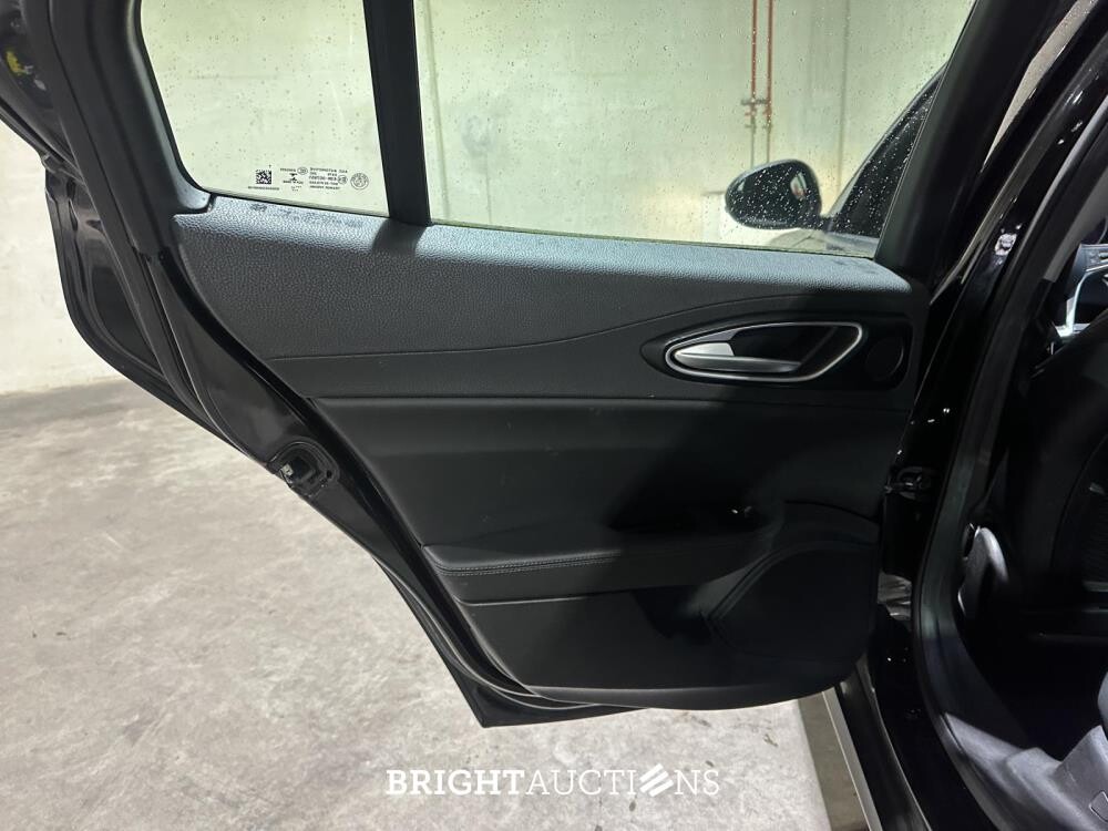 Alfa Romeo Giulia 2.2 Super 150pk 2018 (Origineel-NL), RN-969-G