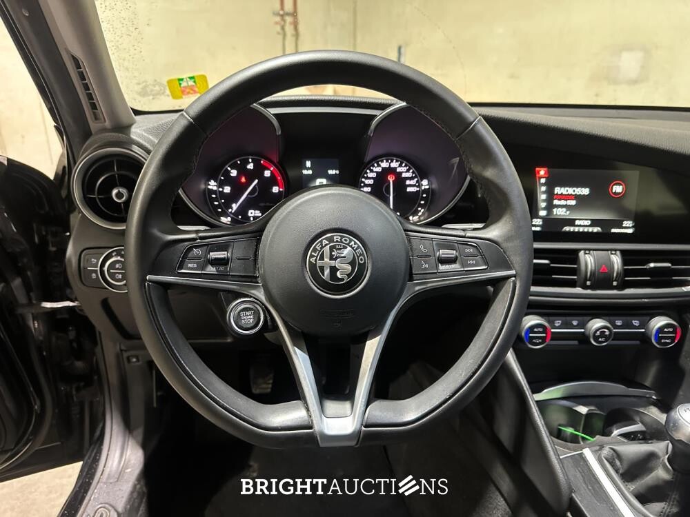 Alfa Romeo Giulia 2.2 Super 150pk 2018 (Origineel-NL), RN-969-G