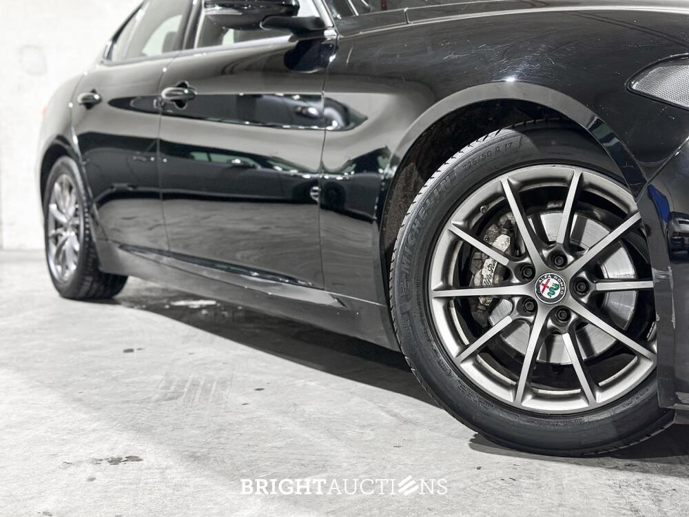 Alfa Romeo Giulia 2.2 Super 150pk 2018 (Origineel-NL), RN-969-G