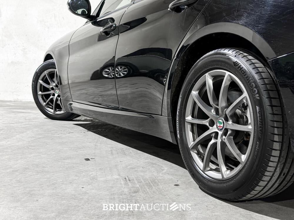 Alfa Romeo Giulia 2.2 Super 150pk 2018 (Origineel-NL), RN-969-G