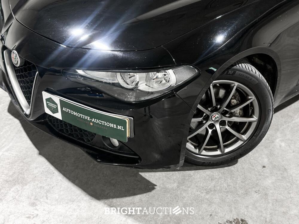 Alfa Romeo Giulia 2.2 Super 150pk 2018 (Origineel-NL), RN-969-G