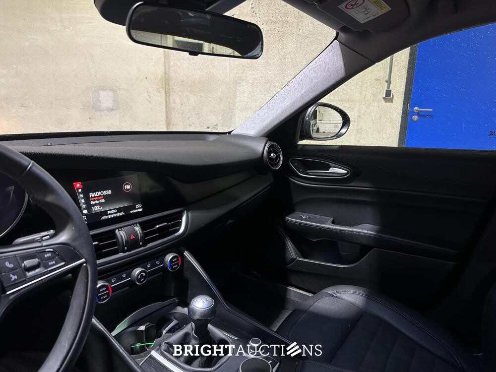 Alfa Romeo Giulia 2.2 Super 150pk 2018 (Origineel-NL), RN-969-G