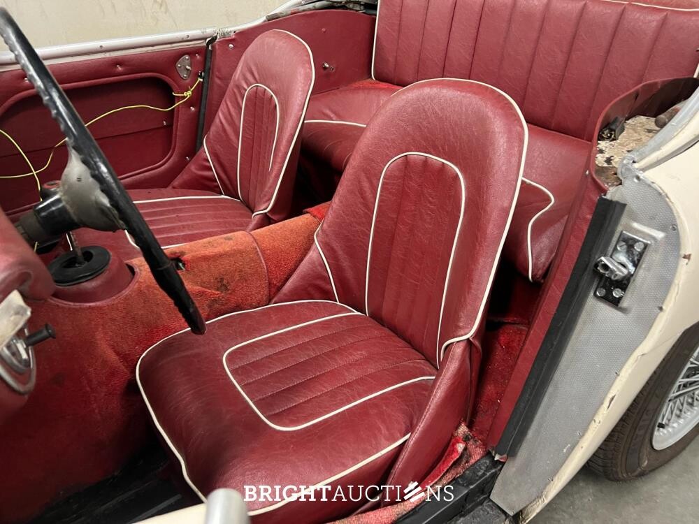 Austin-Healey 3000 Mark II 2+2 Cabriolet - projectauto - LHD 3 Carburetors 1962 Oldtimer