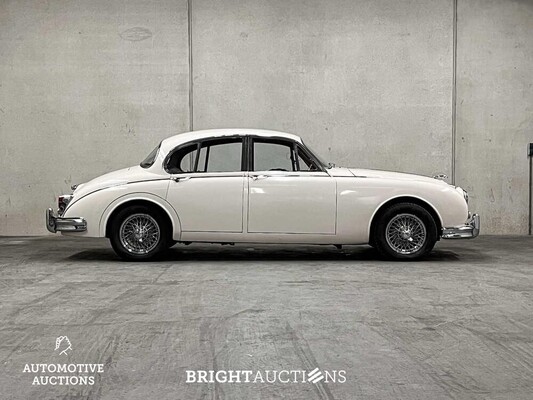 Jaguar MKII 3.8 Liter Saloon 220hp 1961 MK2, DL-36-65