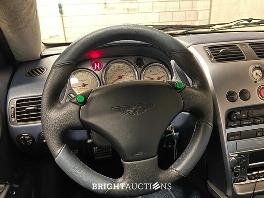 Aston Martin Vanquish 5.9 V12 466hp 2003