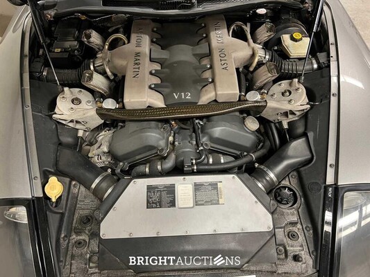 Aston Martin Vanquish 5.9 V12 466hp 2003
