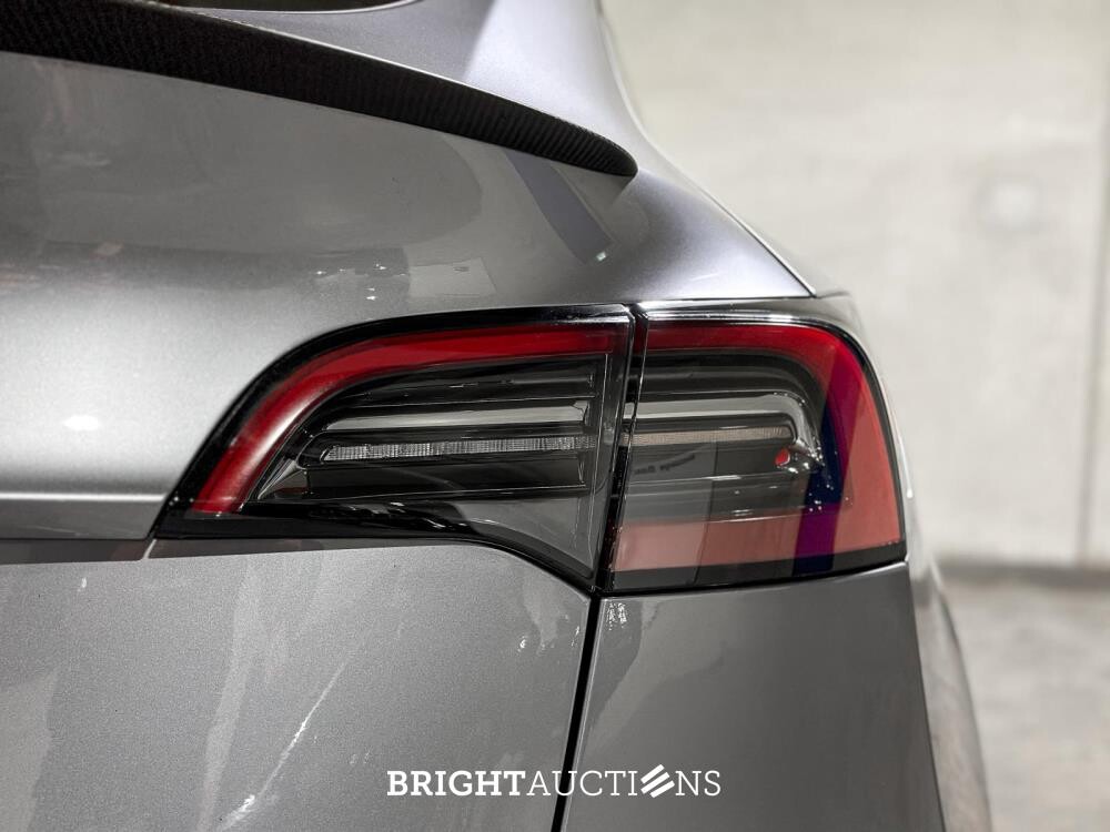 Tesla Model Y Performance AWD 75 kWh 462pk 2023 (Origineel-NL)  T-195-JB