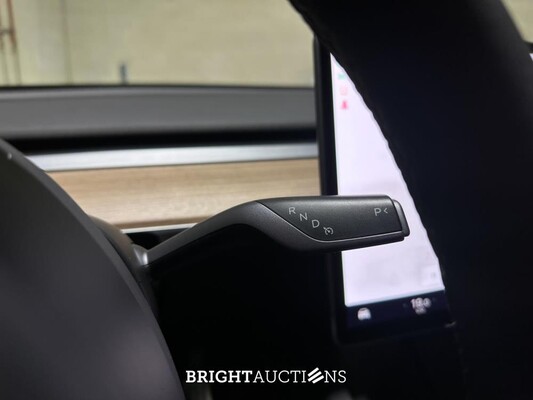 Tesla Model Y Performance AWD 75 kWh 462hp 2023 (Original-NL) T-195-JB