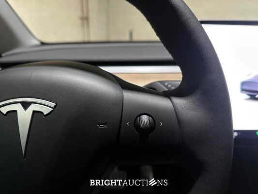 Tesla Model Y Performance AWD 75 kWh 462hp 2023 (Original-NL) T-195-JB