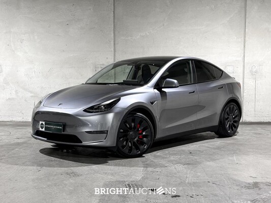 BRIGHT AUCTIONS: Luxury, sports, classics & premium daily drivers te Tiel