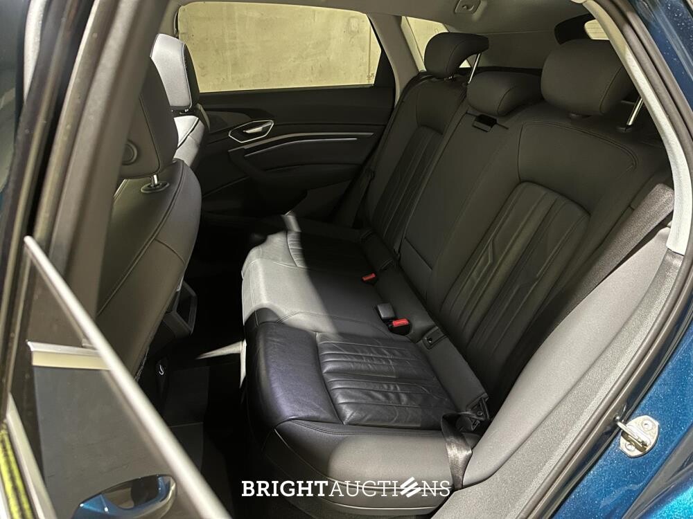 Audi e-tron 50 Quattro Launch Edition Plus 71 kWh 313pk 2019 (Origineel-NL + 1e Eigenaar), G-212-ZL