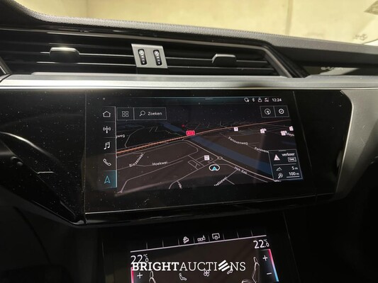 Audi e-tron 50 Quattro Launch Edition Plus 71 kWh 313pk 2019 (Origineel-NL + 1e Eigenaar), G-212-ZL