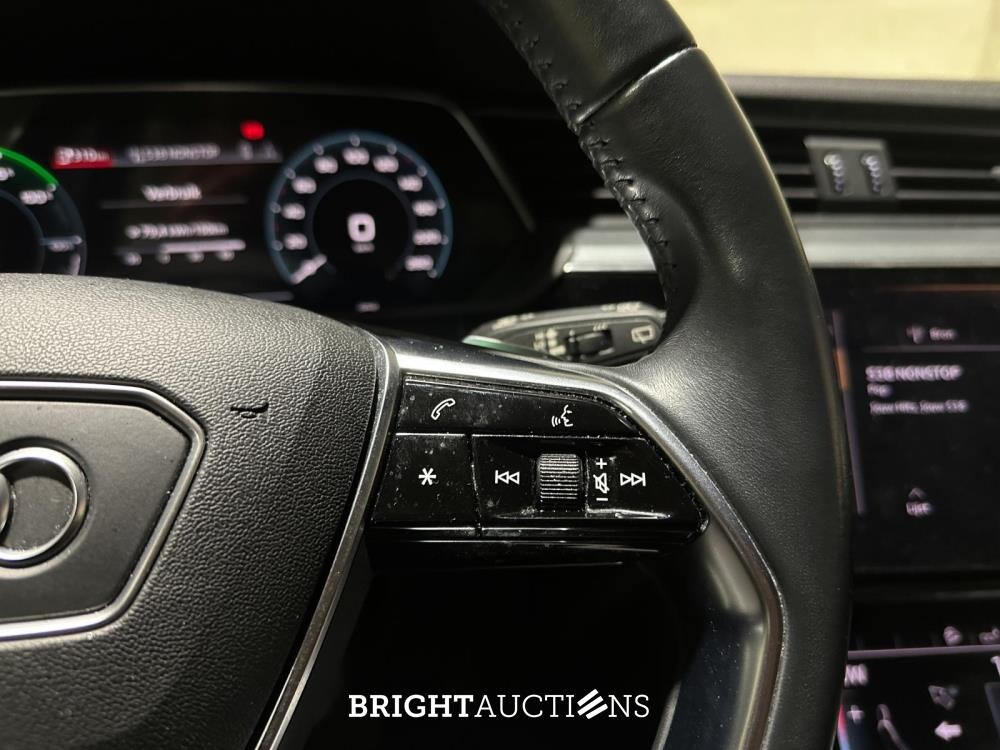 Audi e-tron 55 Quattro 95 kWh 360pk 2019 (Origineel-NL), G-426-HT