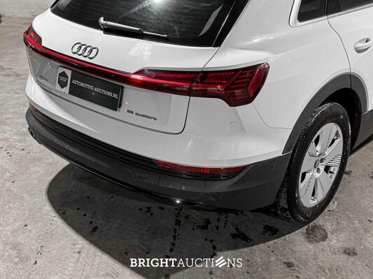 Audi e-tron 55 Quattro 95 kWh 360pk 2019 (Origineel-NL), G-426-HT