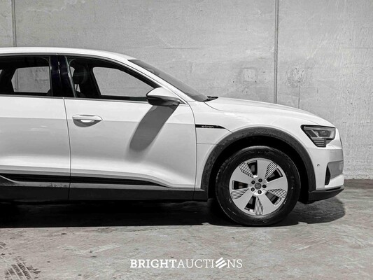 Audi e-tron 55 Quattro 95 kWh 360pk 2019 (Origineel-NL), G-426-HT