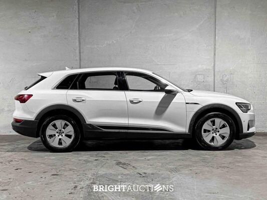 Audi e-tron 55 Quattro 95 kWh 360pk 2019 (Origineel-NL), G-426-HT