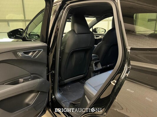 Audi Q4 Sportback e-tron 40 Launch edition S Competition 77 kWh 204pk 2021 (Origineel-NL), N-622-TH