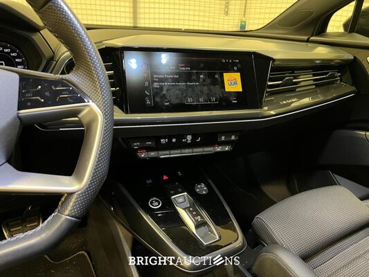 Audi Q4 Sportback e-tron 40 Launch edition S Competition 77 kWh 204pk 2021 (Origineel-NL), N-622-TH