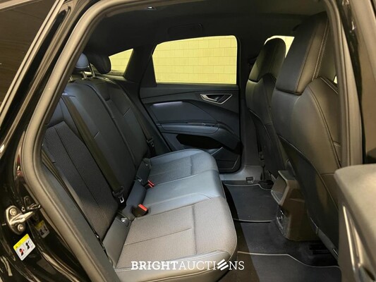 Audi Q4 Sportback e-tron 40 Launch edition S Competition 77 kWh 204pk 2021 (Origineel-NL), N-622-TH