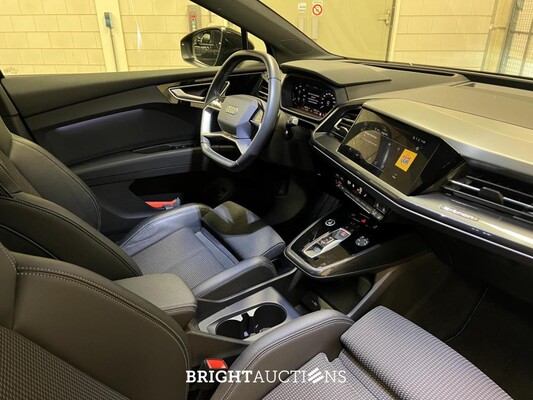 Audi Q4 Sportback e-tron 40 Launch edition S Competition 77 kWh 204pk 2021 (Origineel-NL), N-622-TH