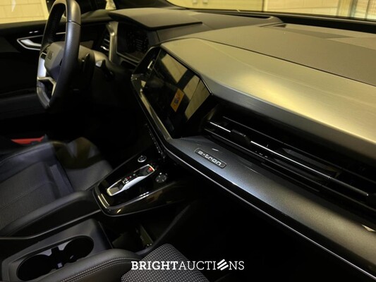 Audi Q4 Sportback e-tron 40 Launch edition S Competition 77 kWh 204pk 2021 (Origineel-NL), N-622-TH