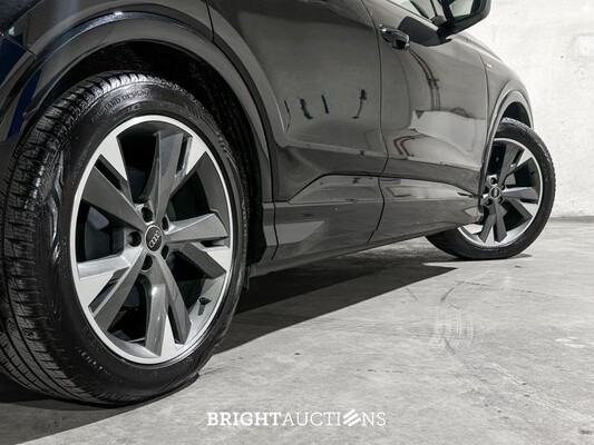 Audi Q4 Sportback e-tron 40 Launch edition S Competition 77 kWh 204pk 2021 (Origineel-NL), N-622-TH