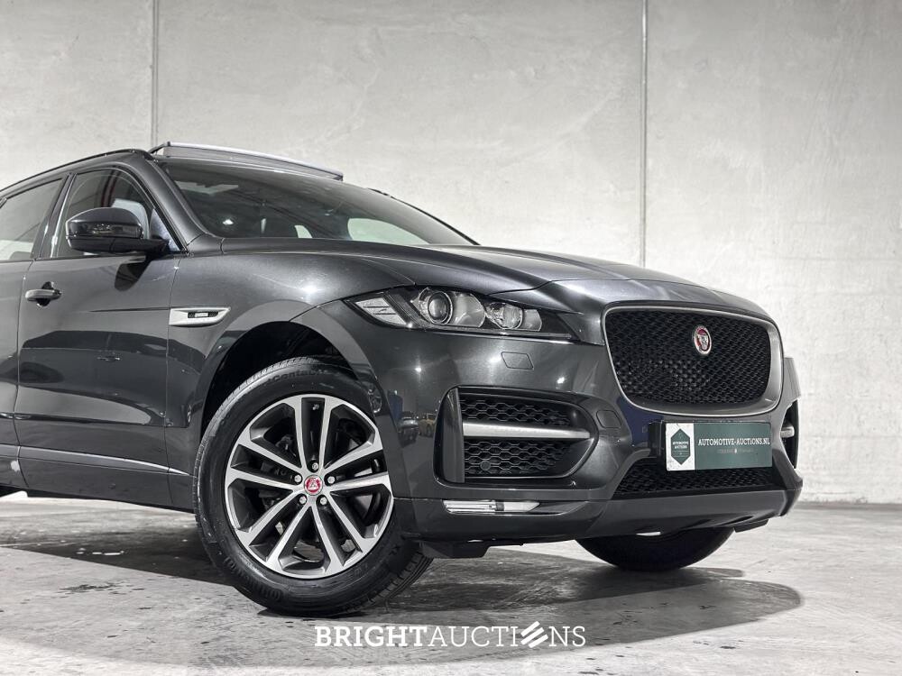 Jaguar F-PACE 2.0t AWD Portfolio 250pk 2019 (Origineel-NL), XH-556-V