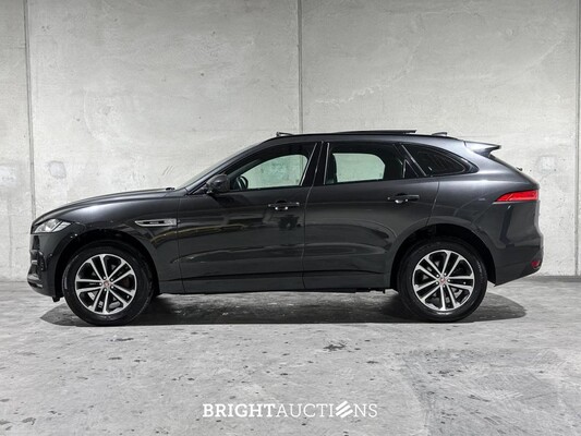 Jaguar F-PACE 2.0t AWD Portfolio 250pk 2019 (Origineel-NL), XH-556-V