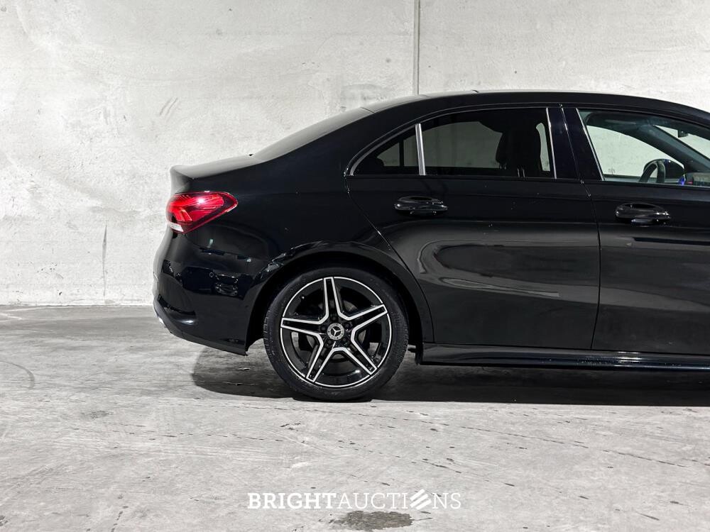 Mercedes-Benz A180 Limousine Premium Plus 136pk 2020, R-276-VV