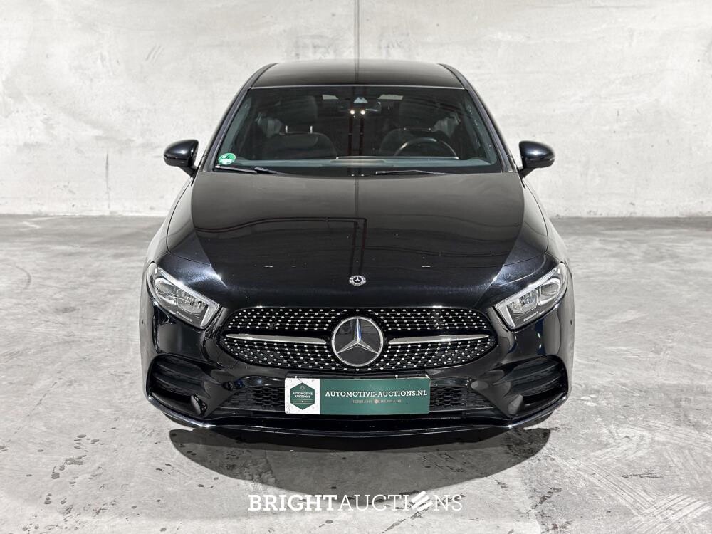Mercedes-Benz A180 Limousine Premium Plus 136pk 2020, R-276-VV