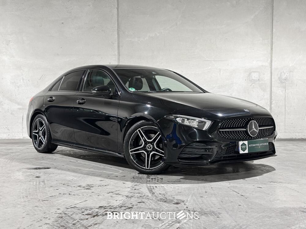 Mercedes-Benz A180 Limousine Premium Plus 136pk 2020, R-276-VV