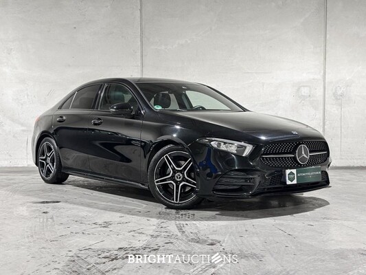 Mercedes-Benz A180 Limousine Premium Plus 136pk 2020, R-276-VV
