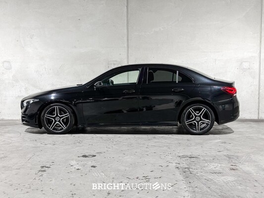 Mercedes-Benz A180 Limousine Premium Plus 136pk 2020, R-276-VV