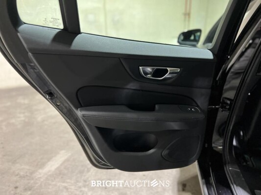 Volvo V60 2.0 B3 Momentum 163pk 2021 (Origineel-NL) K-658-LG