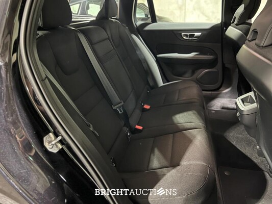 Volvo V60 2.0 B3 Momentum 163pk 2021 (Origineel-NL) K-658-LG