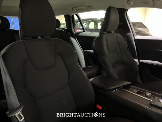 Volvo V60 2.0 B3 Momentum 163pk 2021 (Origineel-NL) K-658-LG