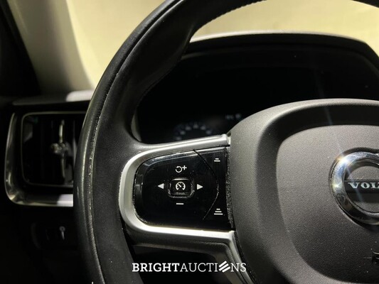 Volvo V60 2.0 B3 Momentum 163pk 2021 (Origineel-NL) K-658-LG